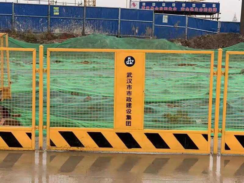 云龙基坑临边护栏